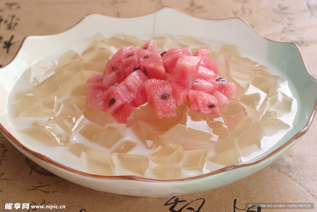 冰镇水晶糕