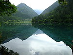 九寨沟的山和水