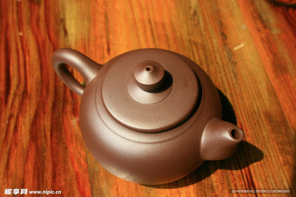 茶壶 紫砂壶 茶叶 绿茶