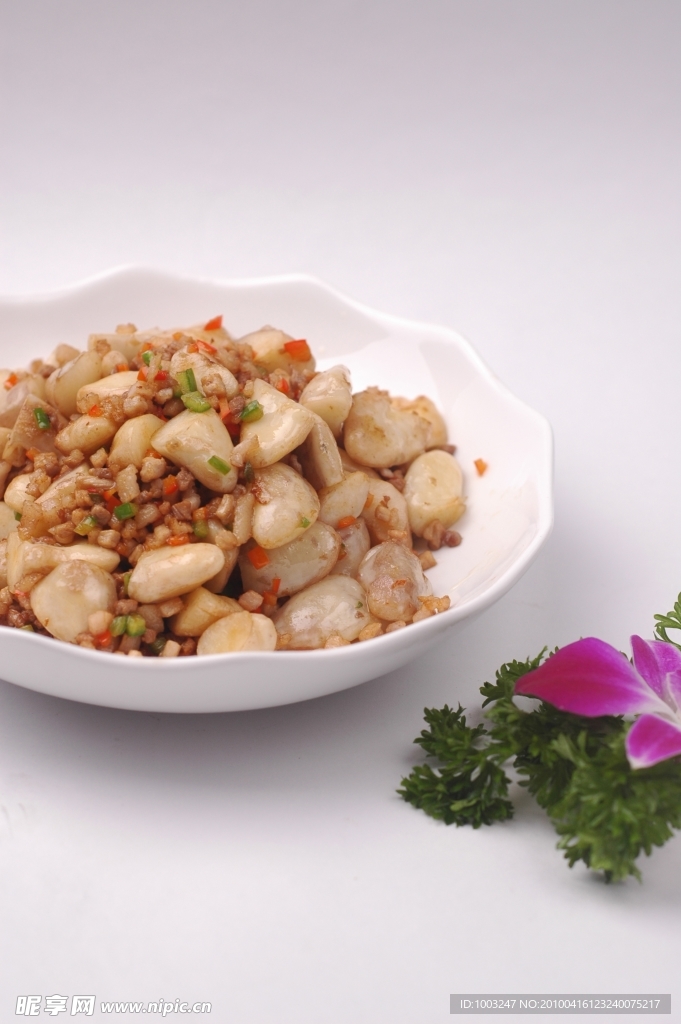 菱角炒肉泥