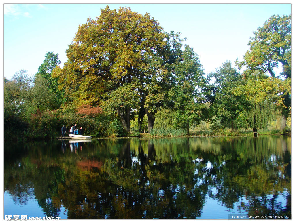 夏日皇宫花园 Summer Palace Gardens