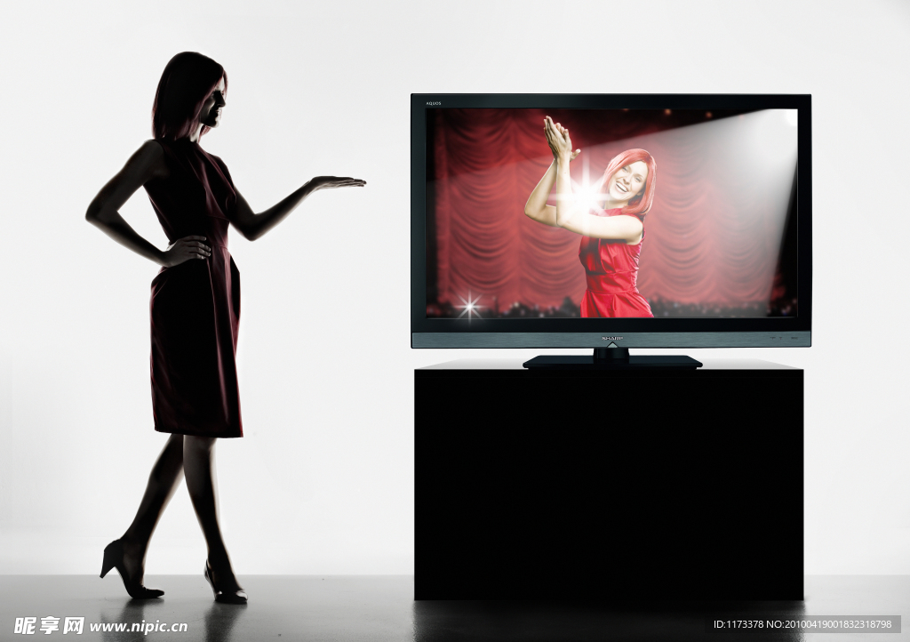 夏普液晶电视 产品系列海报 液晶电视