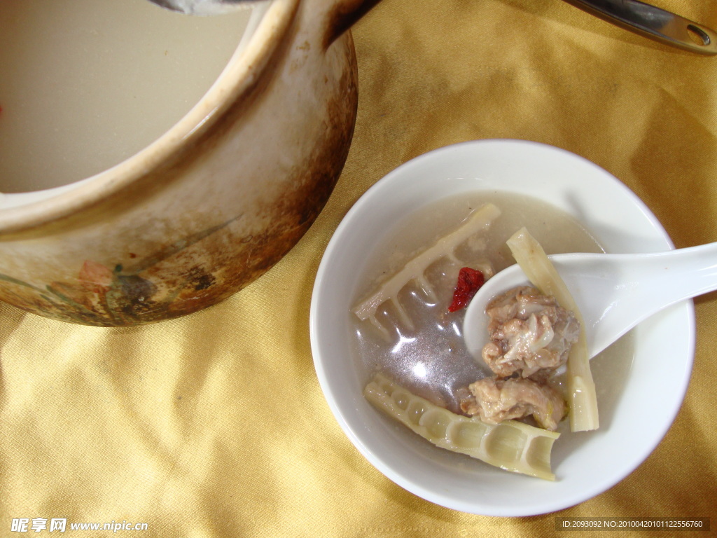 婆婆老鸭煲