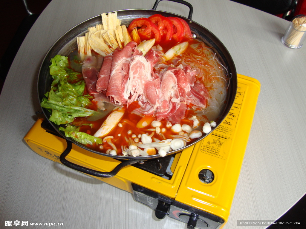 蒜香羊肉锅仔