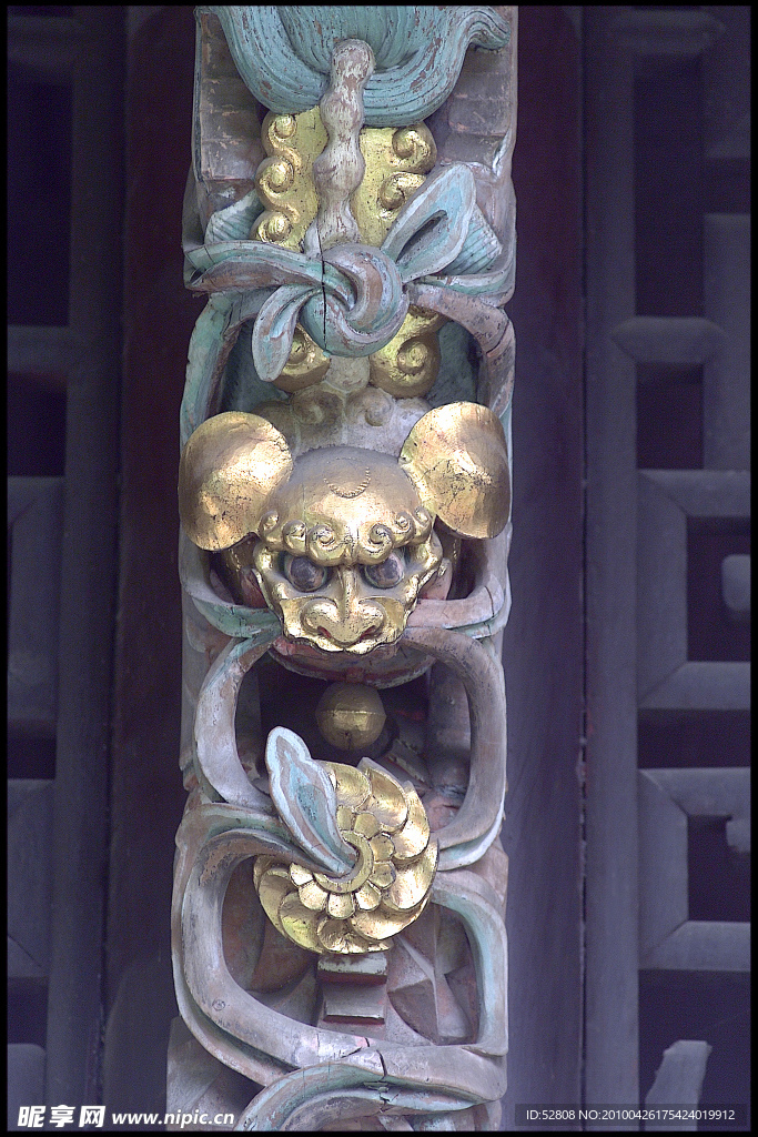 建築 石樓 石獅子 石牌 銅鈴 石柱