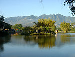 湖光山色
