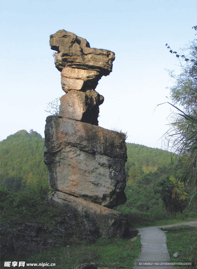 石柱地貌图片