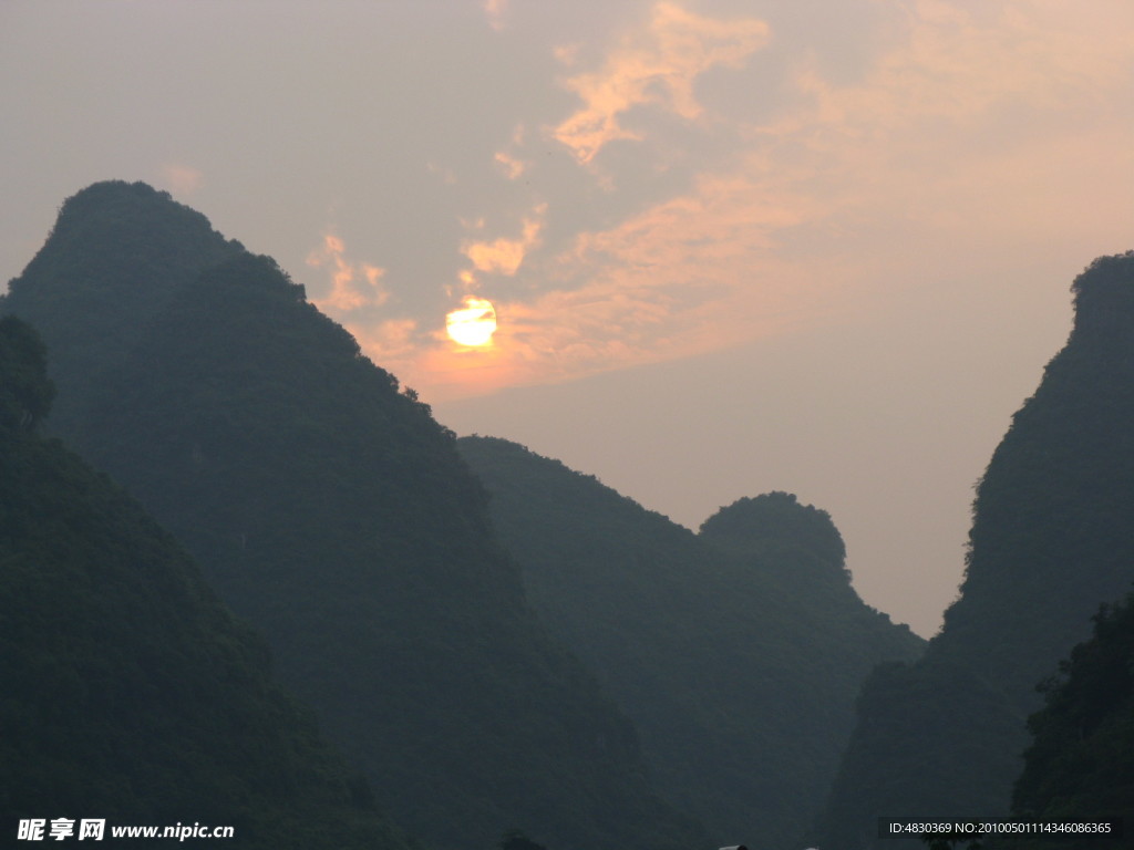 日落西山
