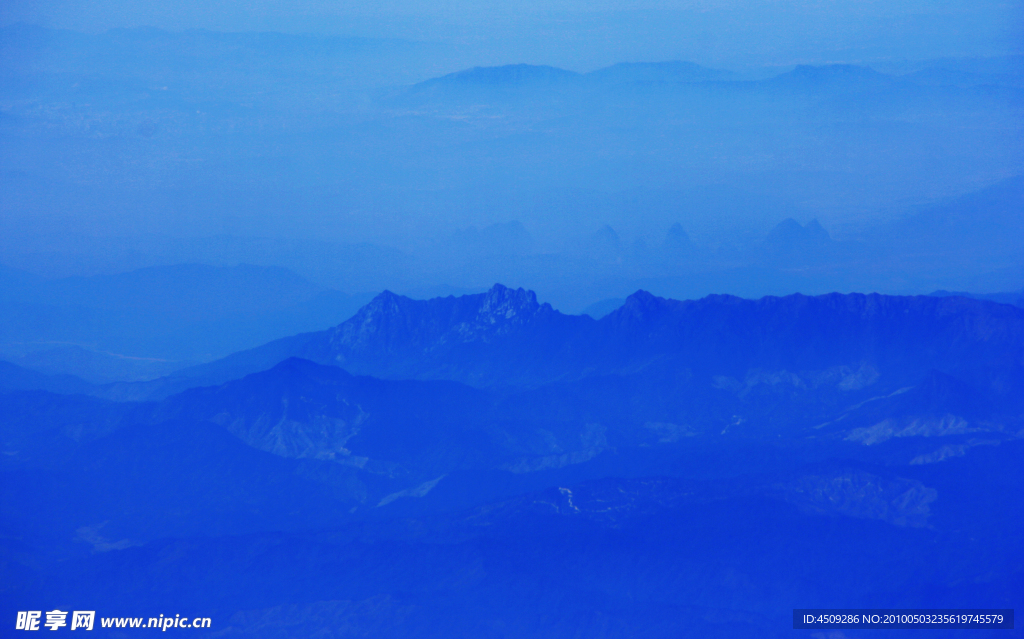 云端 空中 天空 高空 飞机上 其他 自然景观 摄影