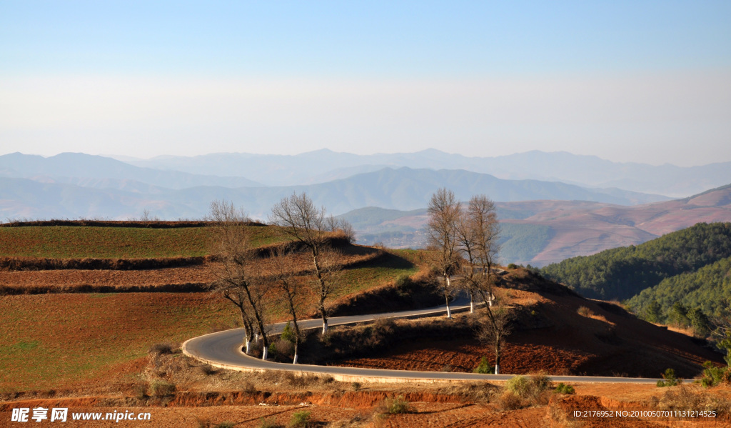 山间公路