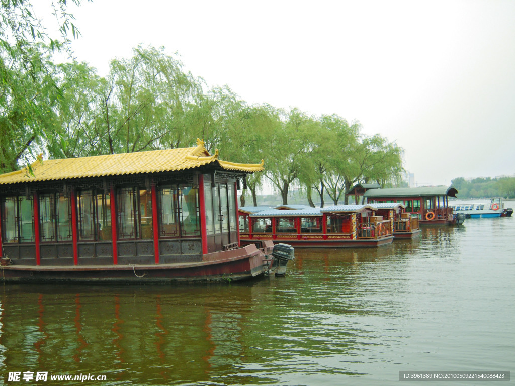 大明湖
