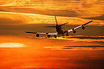飞机 滑翔 夕阳 云彩 大型飞机 远方