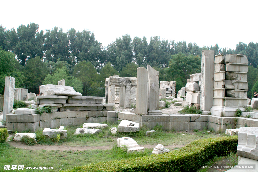 圆明园遗址