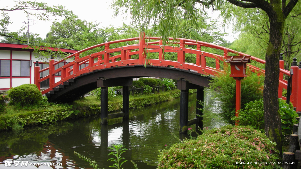 园林中的拱桥