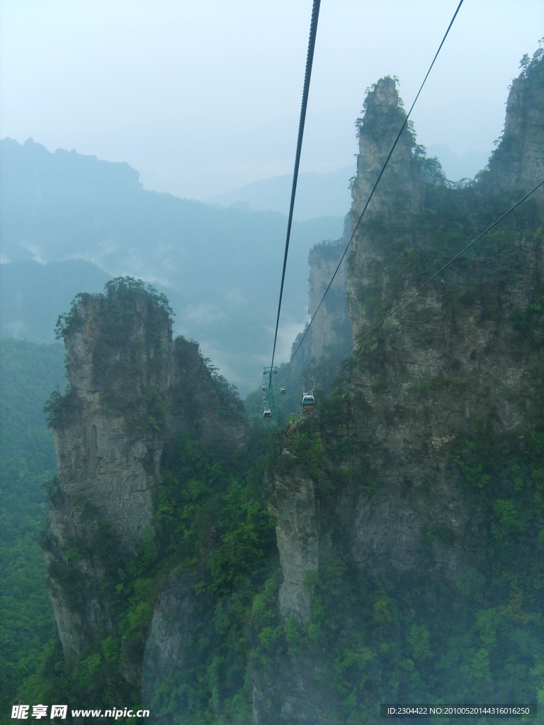 张家界奇峰