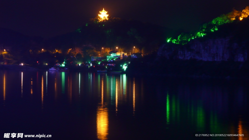 嘉陵江夜景