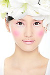 杨青 淡色 彩妆 鲜花 写真