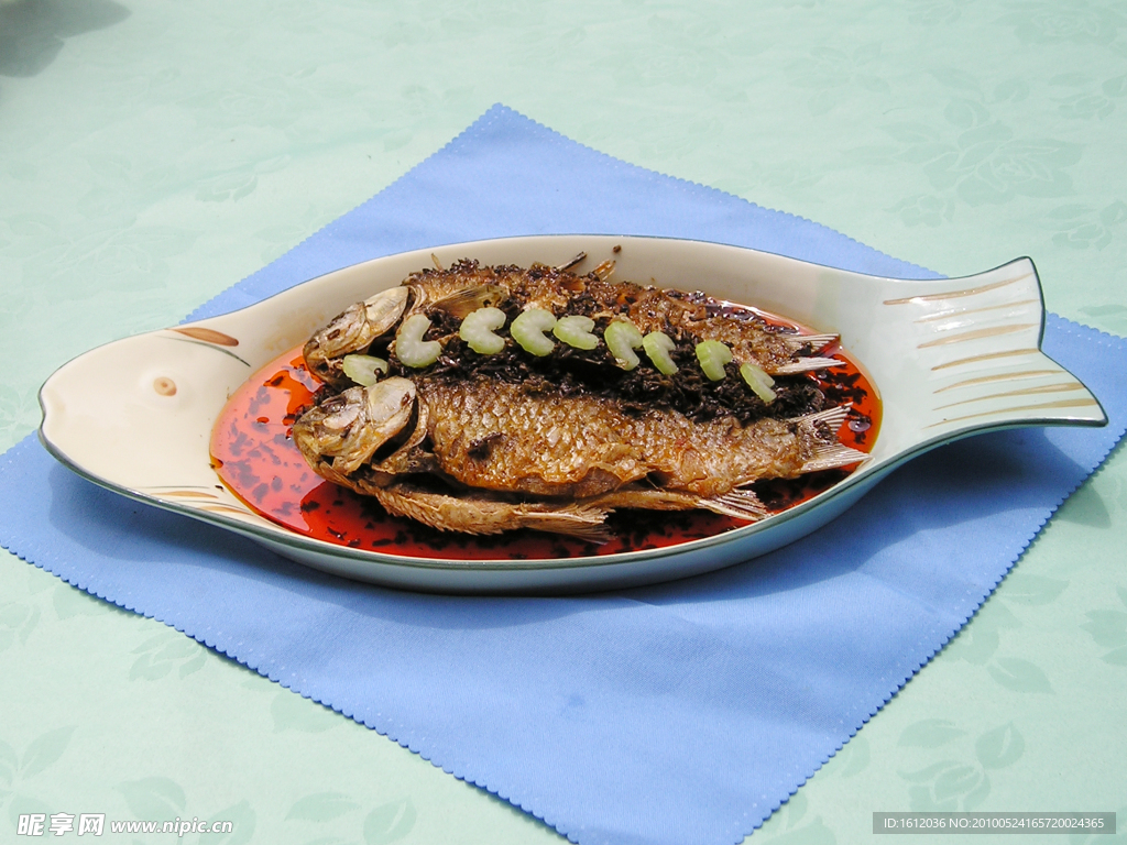 干煎豆鼓鱼怎么做_干煎豆鼓鱼的做法_豆果美食