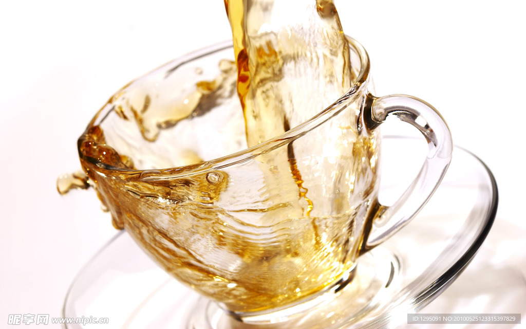 茶杯 茶水