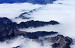 尼泊尔雪山云海