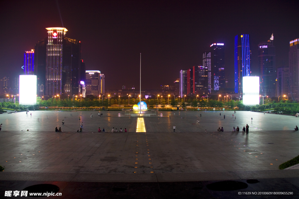 深圳市民中心广场夜景