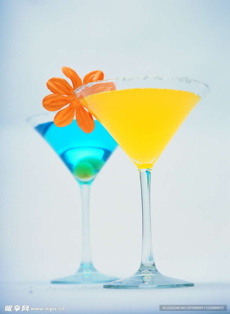 鲜花鸡尾酒