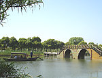 人在画中游