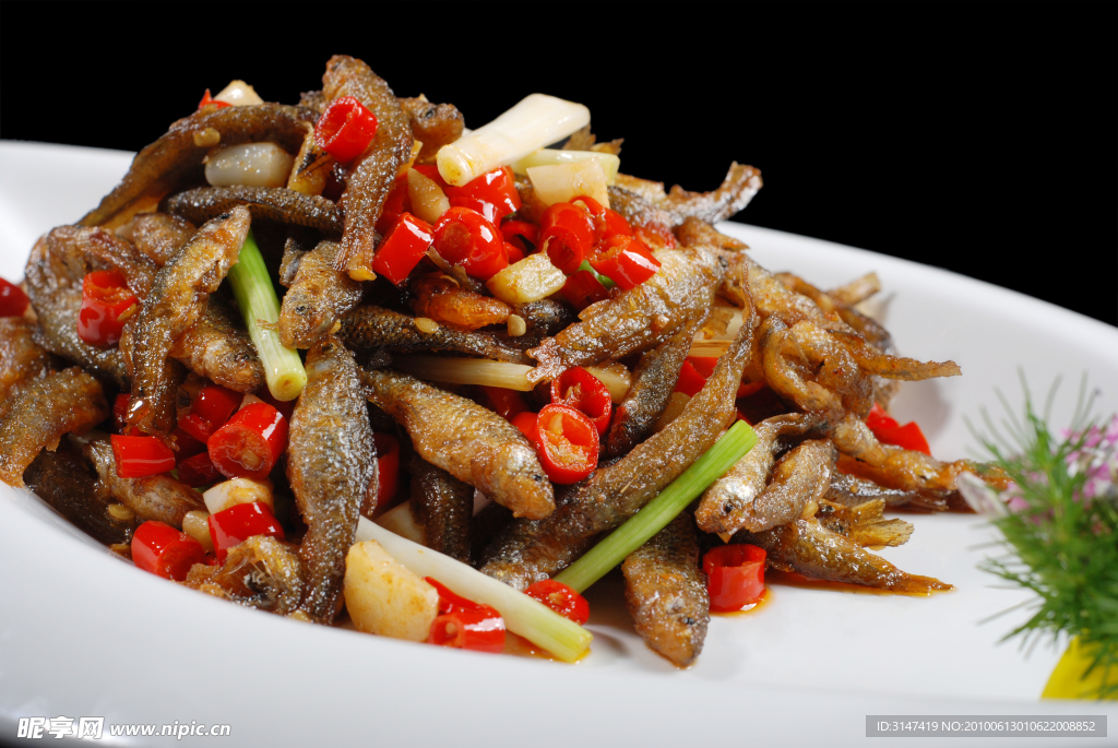 湘菜尖椒小河鱼