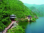 褒河古栈道 青山
