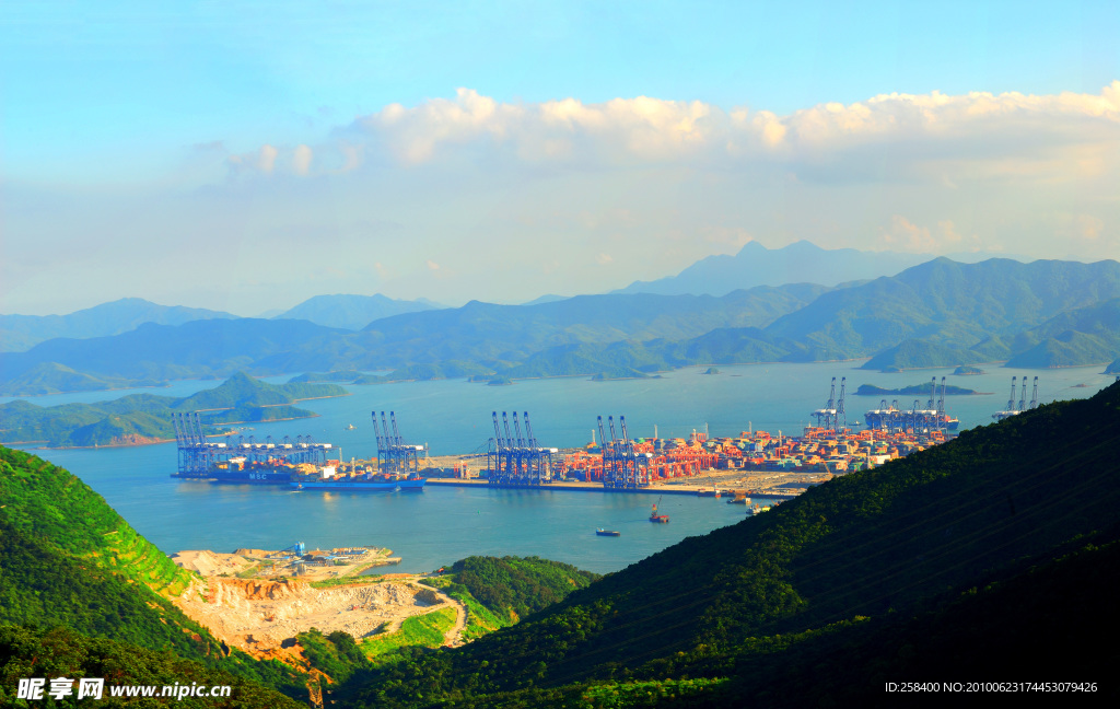 深圳盐田港