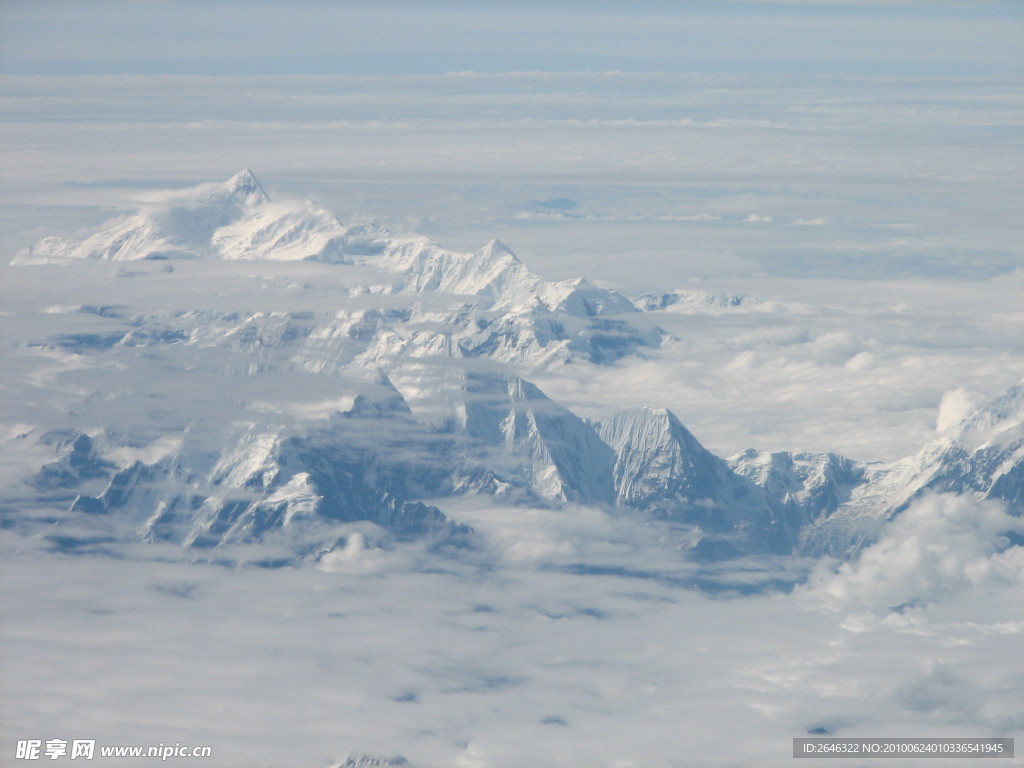 高空雪山