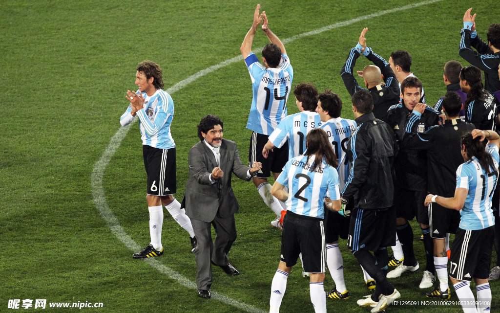 世界杯 阿根廷 梅西 马拉多纳