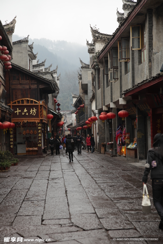 石板路