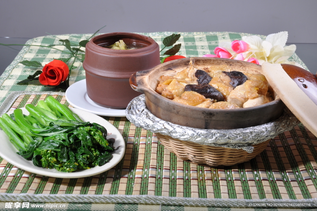 冬菇滑鸡饭