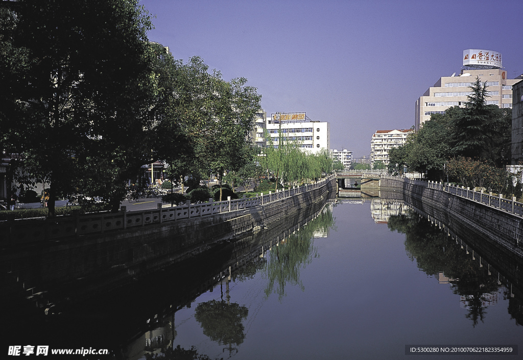 宁波 卖鱼河