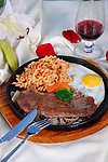 秘制酒牛排