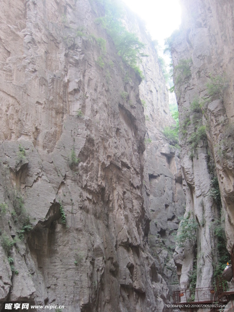 山谷