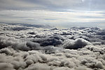 在飞机上拍摄的云海
