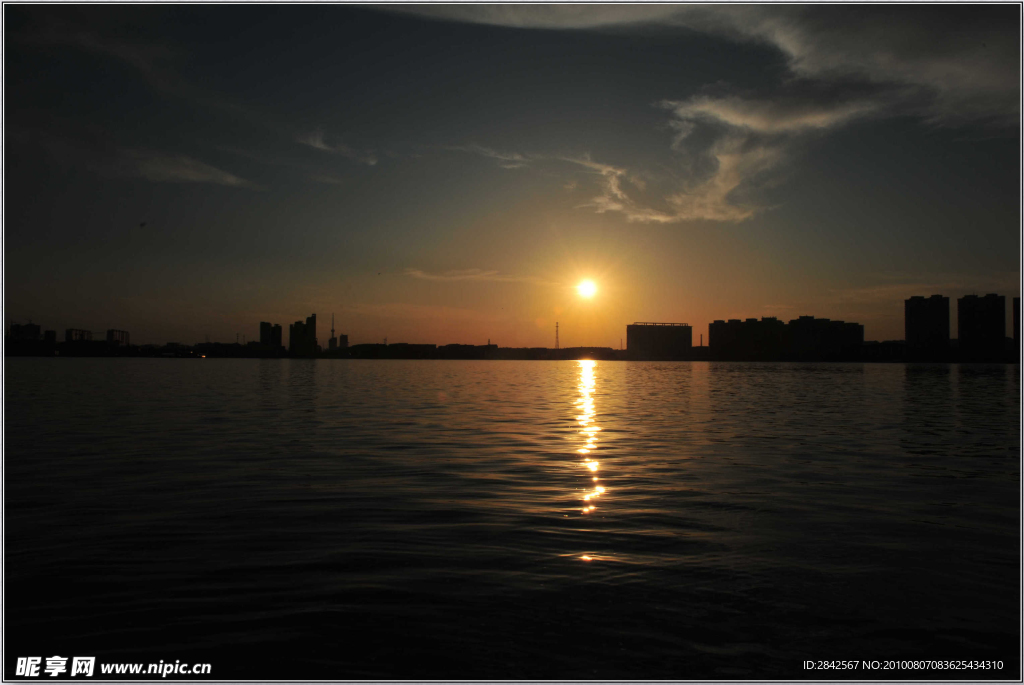黎明湖的日落