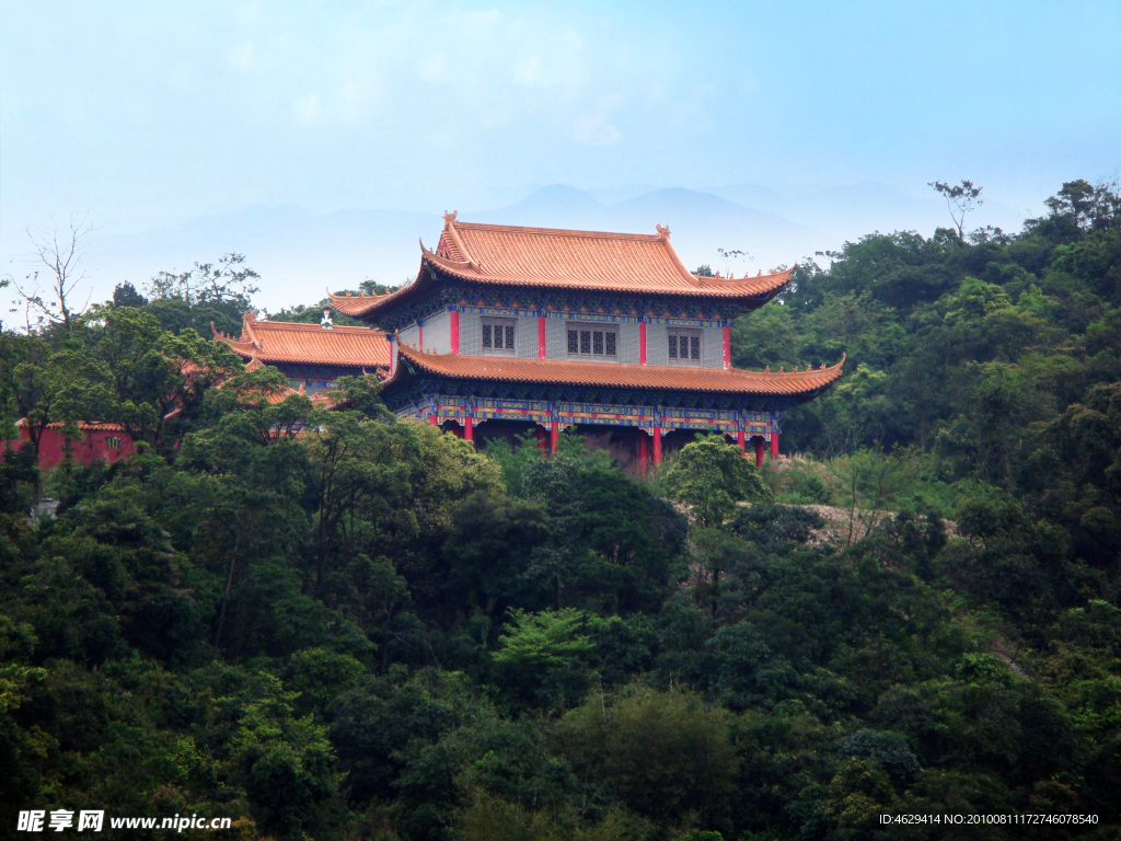 深山古寺