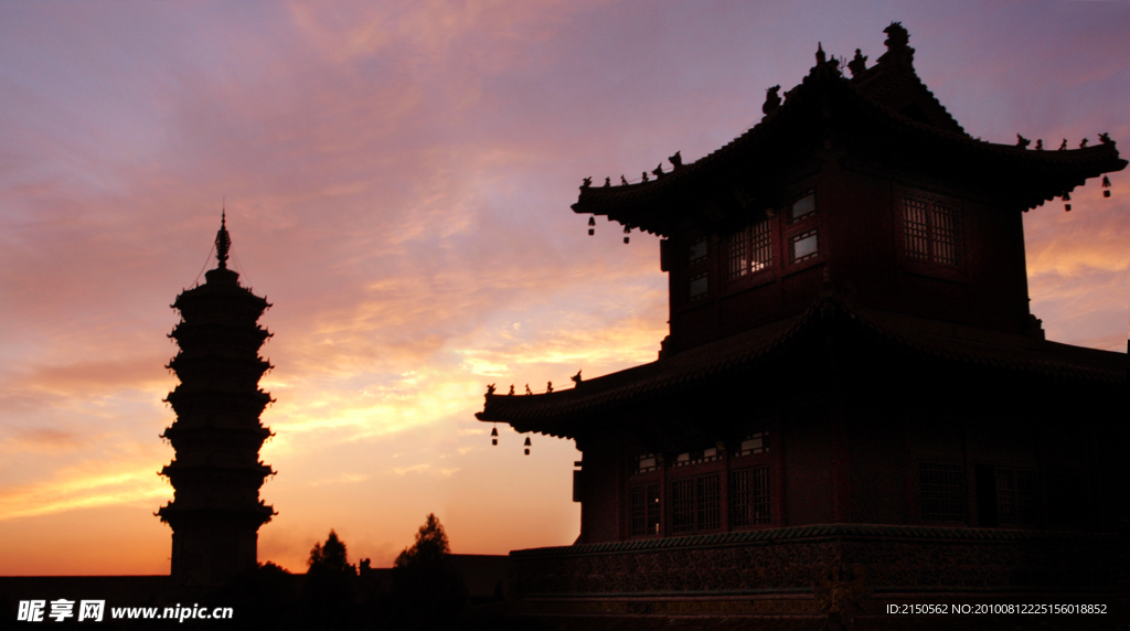 赵州柏林禅寺古塔钟鼓楼暮影