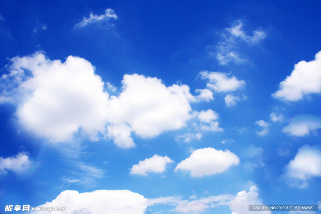 蓝天白云