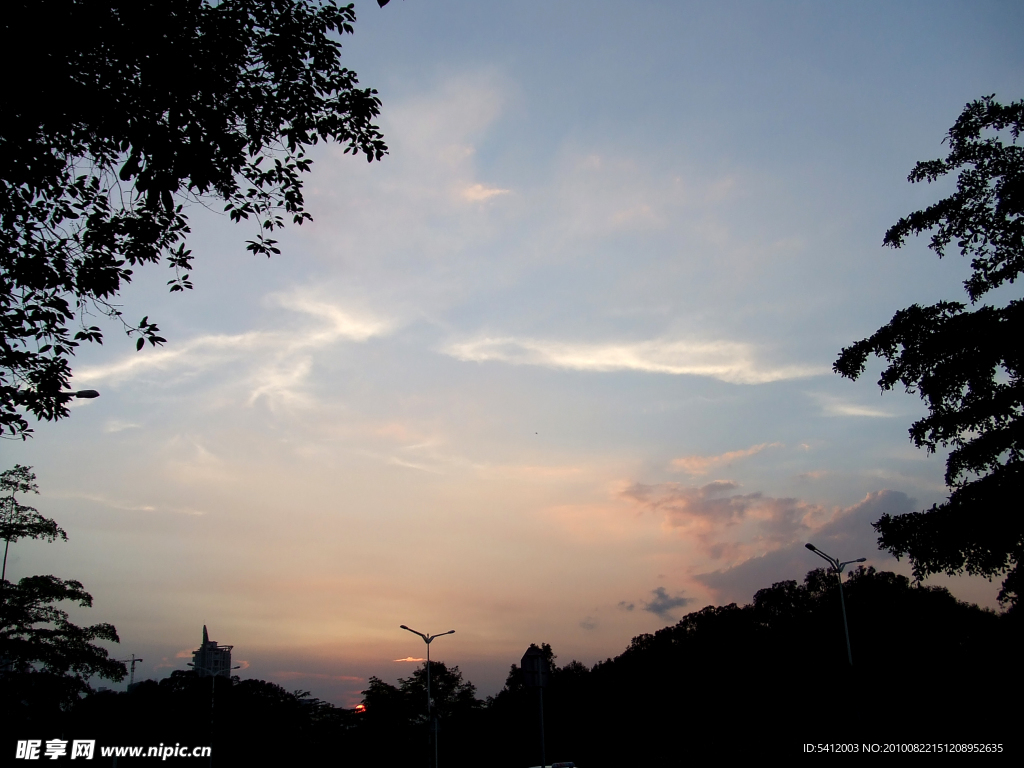 夕阳天空