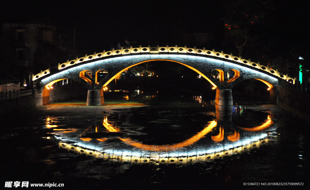 BF夜景拱桥