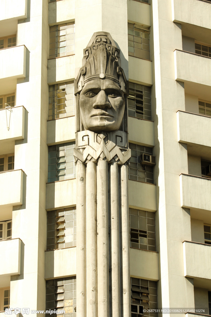 雕塑建筑