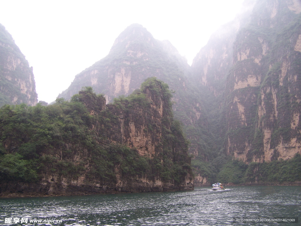龙庆峡