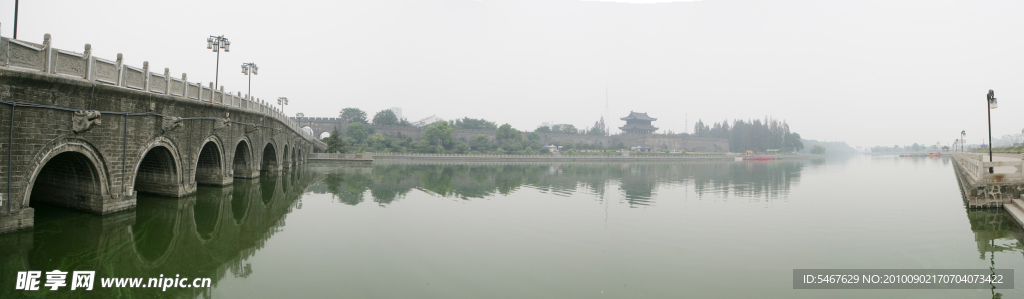 护城河