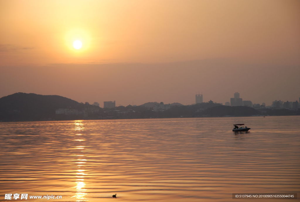 青山湖夕阳