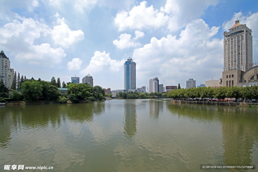 濠河风景