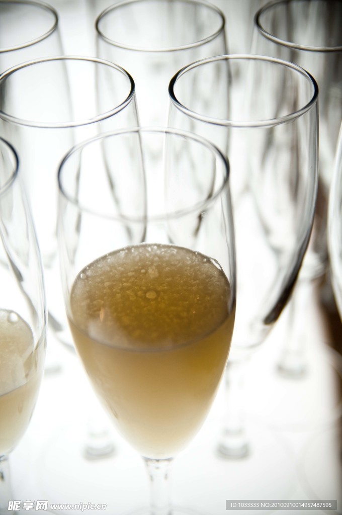 酒杯